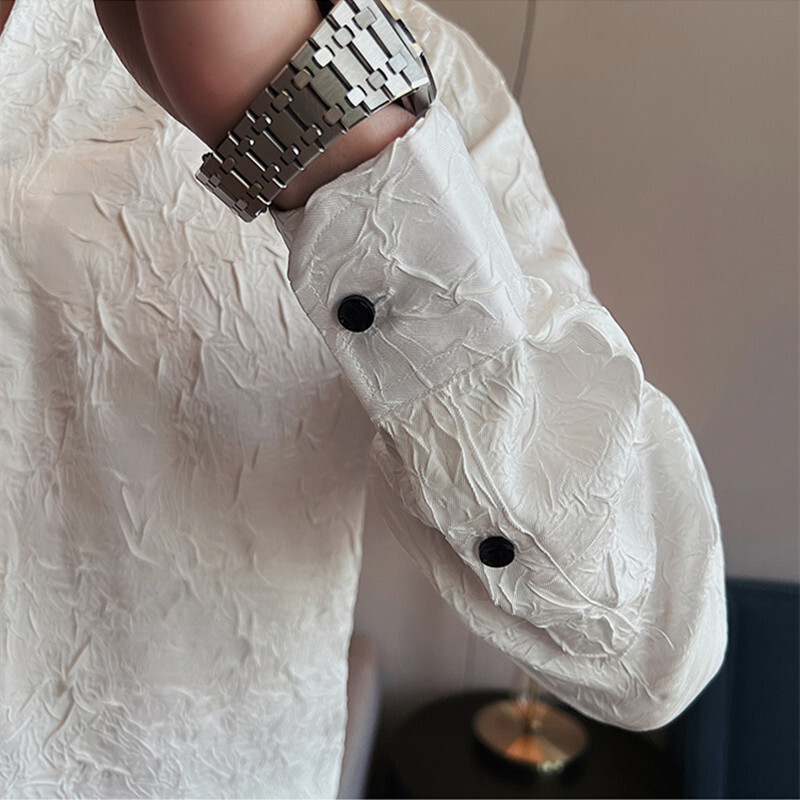 Odjeća marke 2023. Muška proljetna visokokvalitetna poslovna košulja dugih rukava/muška uska uredska košulja jednobojnog kroja s V-izrezom