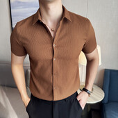 Muška vaflasta košulja kratkih rukava Ljeto 2024. Novi britanski stil Poslovna jednobojna ležerna uska košulja koja se ne pegla Muška odjeća