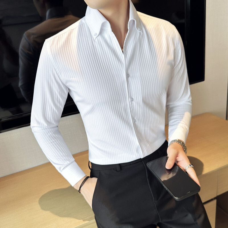 Cămașă în dungi în stil britanic cu decolteu în V pentru bărbați, la modă, sexy, cu mânecă lungă, o cămașă ocazională, subțire, de înaltă calitate, pentru afaceri sociale.