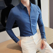 Jesen 2022. Nova moda Rastezljive košulje na tamne pruge Muške uske košulje dugih rukava Poslovne haljine Homme Social Club Outfits