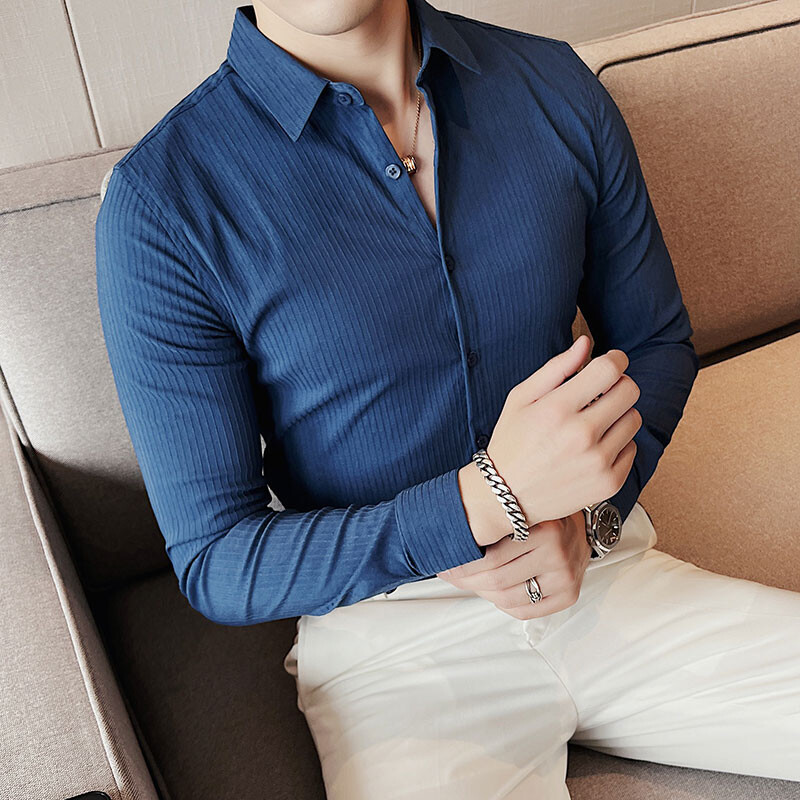 Jesen 2022. Nova moda Rastezljive košulje na tamne pruge Muške uske košulje dugih rukava Poslovne haljine Homme Social Club Outfits