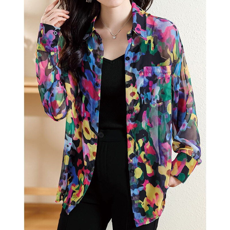 2023. aasta kevadsuvi uus värviline trükitud pikkade varrukatega naiste särk Vintage mood Hongkongi stiilis lõdvestunud taskutega šikk pluus