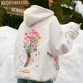 Nova ženska majica s kapuljačom Chasing Sunsets iz 2024. godine