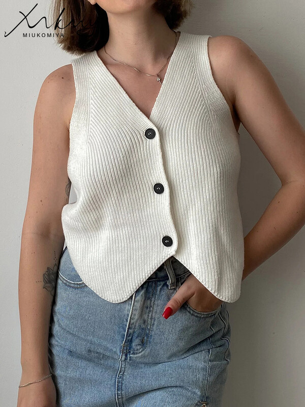 MiuKoMiYa lühikesed kootud vestid naistele 2024 Varrukateta kardiganid V-kaelusega lühikesed hallid välirõivad kevadised naiste vestid, kootud särk