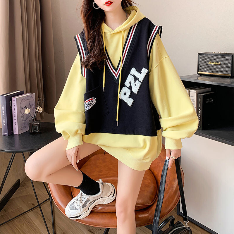 Suuremõõtmeline lahtine sügis, uus korea võlts, kaheosaline lapiline tikitud kapuuts Femme vabaaja kirjaga keskmise pikkusega naiste tshir