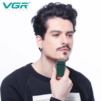 VGR Shaver Portable Electric Travel Shaver Mini Professional Shaving Rechargeable Beard Trimmer for Men Razor V-390