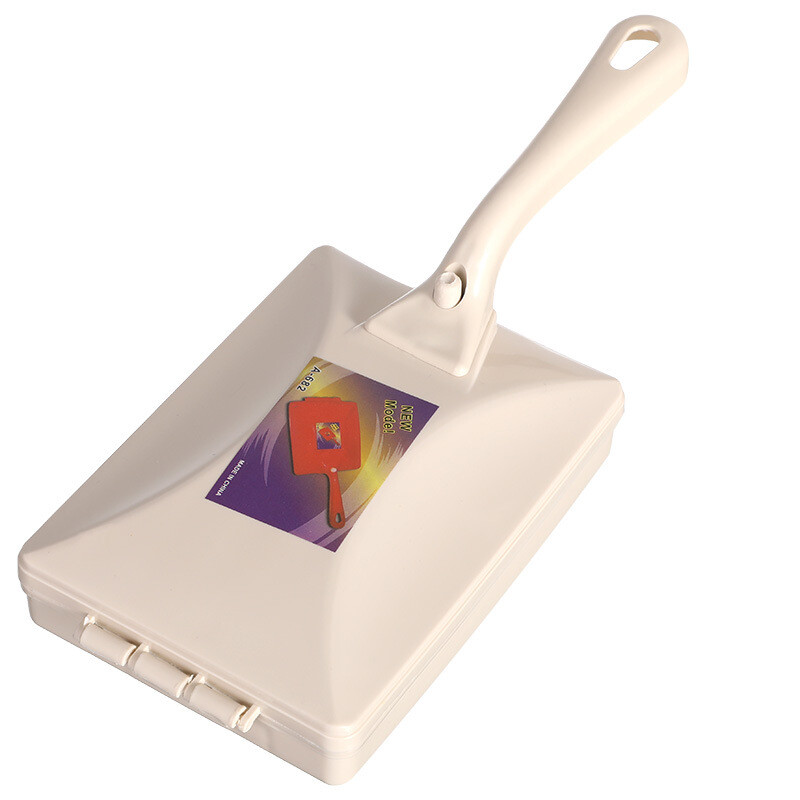 Valymo įrankis Kilimų grindų šlavimo mašina, ranka stumiama automatinė šluota namų biurui, kilimų kilimėlis, dulkių likučiai, popieriaus valymo šepetys