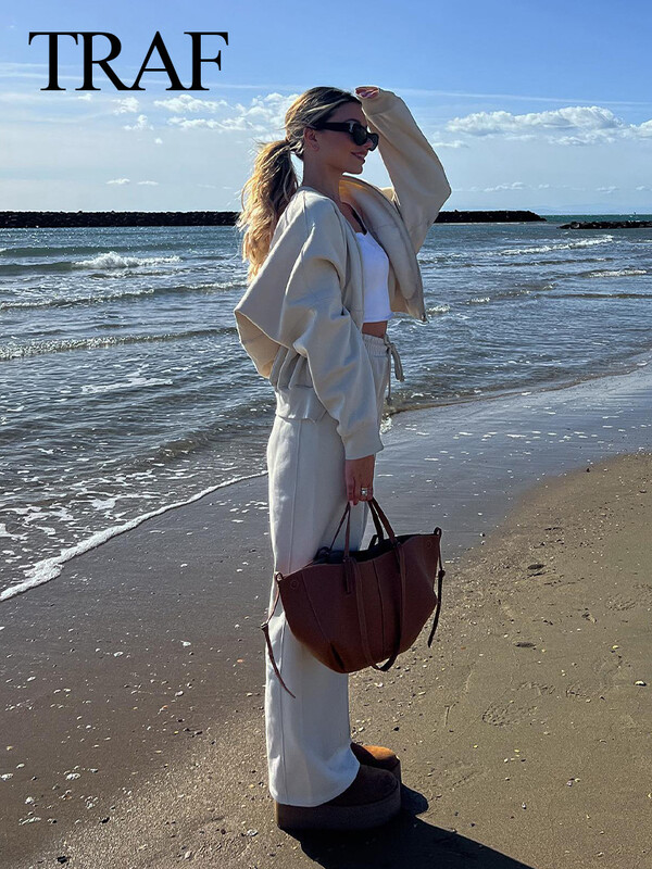 TRAFZA 2024 Есенно дамско дебело палто с качулка + шнур с висока талия Свободен ежедневен комплект панталони Подплатено поларено дамско облекло Street