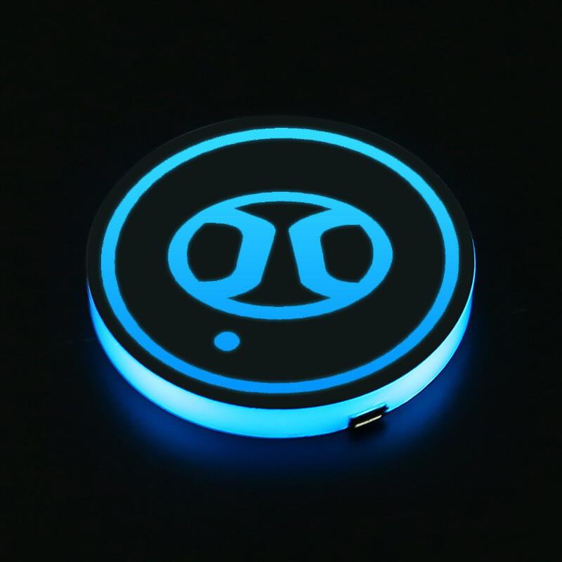 Светеща подложка за вода за кола, цветна индукционна LED светлина, модификация на интериора за зареждане чрез USB, атмосферна светлина за слот за чаши за кола против плъзгане