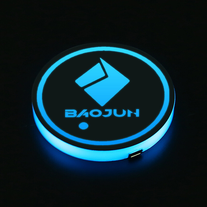 Светеща подложка за вода за кола, цветна индукционна LED светлина, модификация на интериора за зареждане чрез USB, атмосферна светлина за слот за чаши за кола против плъзгане