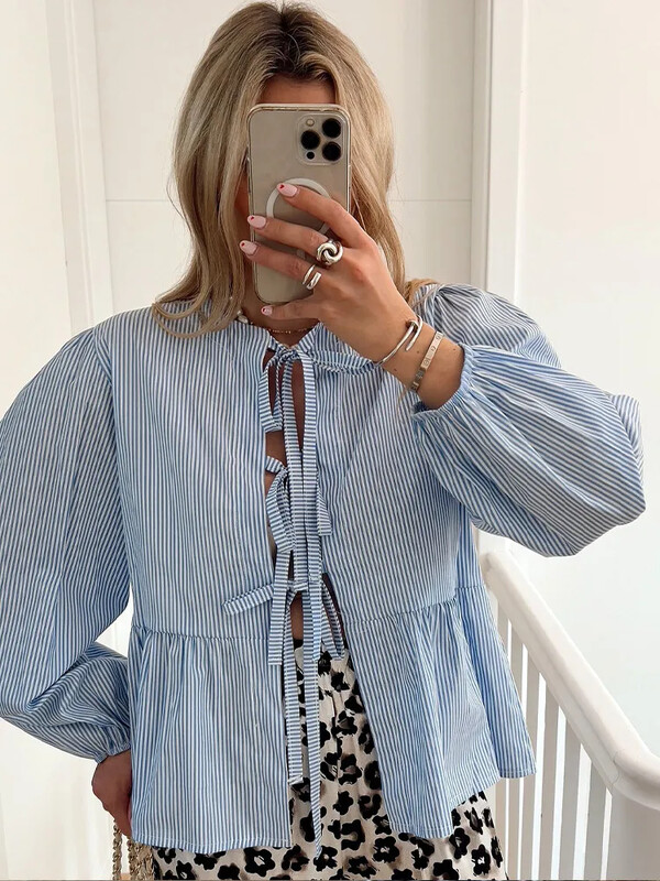 Modna prugasta košulja na vezanje za žene 2024. proljeće ljeto šik široke majice dugih rukava s O izrezom Ženska odjeća za putnike Vruća rasprodaja