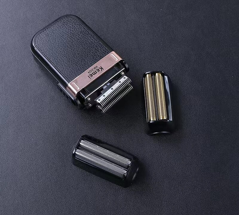 Retro Oil Hair Gradient Shaver Comme 2024 Frizerski salon Push White Mašina za šišanje Izbjeljivač Push nož