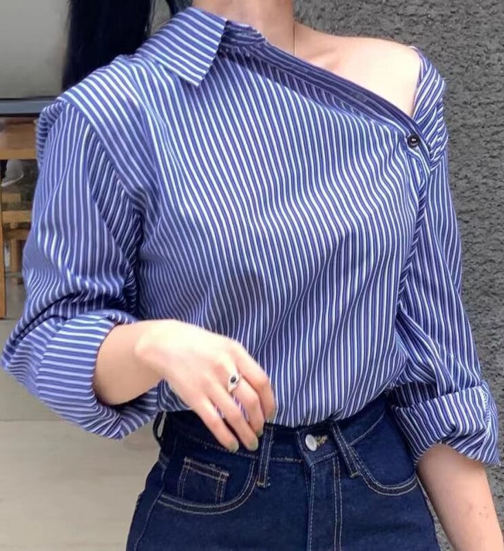 Ženska labava prugasta košulja s otvorenim ramenima, gornji dio dugih rukava s dijagonalnim gumbima, ležerna svakodnevna ženska odjeća