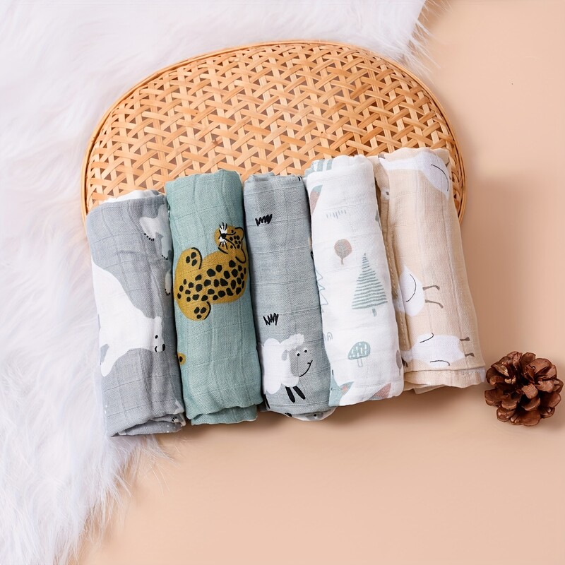 HappyFlute New Cute Animals Print 5Pcs/set Muslin Swaddle Hranjenje Podrigivanje Novorođenčad Meka bambusova pamučna tkanina Dekica Maramice