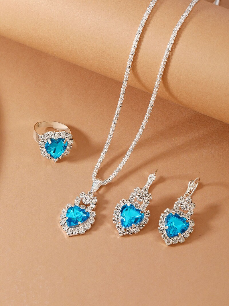 Eiropas un Amerikas pārrobežu populāras trīsdaļīgas sirds formas rotaslietas, kaklarotas, auskari, gredzenu iestatīšanas dimanta kulons