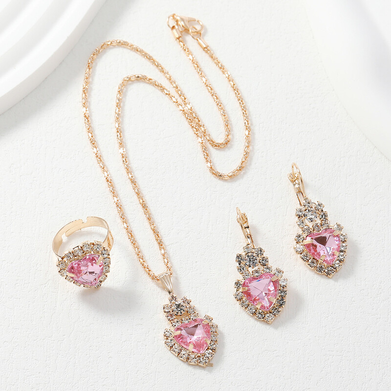 Eiropas un Amerikas pārrobežu populāras trīsdaļīgas sirds formas rotaslietas, kaklarotas, auskari, gredzenu iestatīšanas dimanta kulons