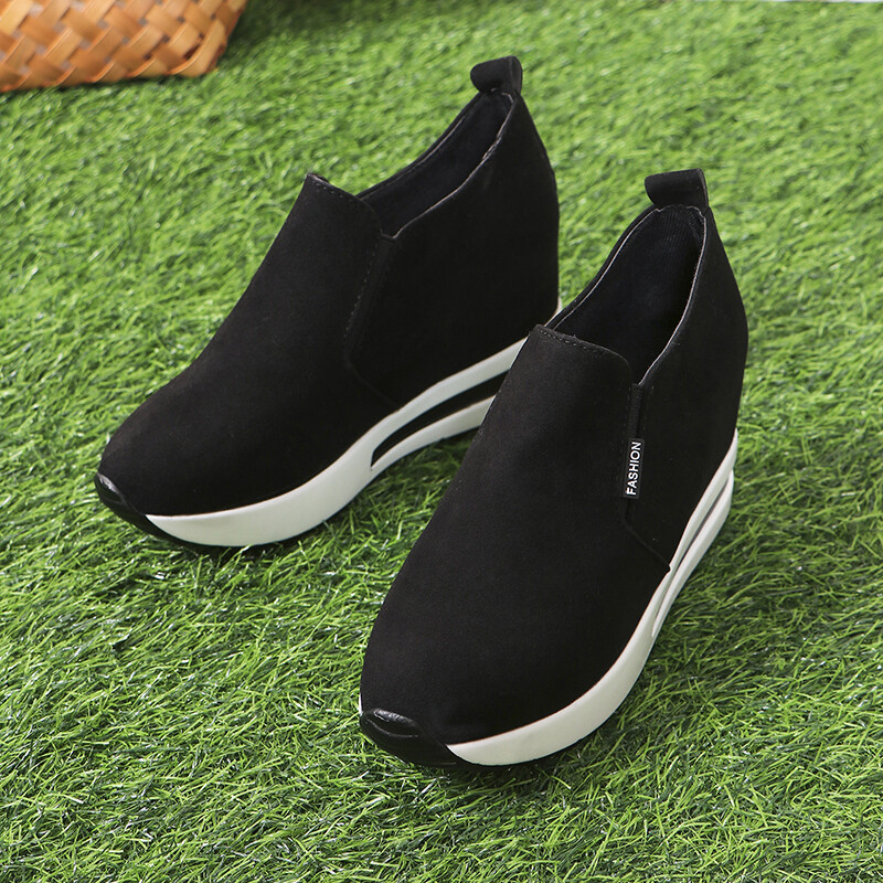 Melni sieviešu ikdienas apavi Platforma Wedge Sieviešu modes kedas Sieviešu vasaras apavi Slip On Loafers Vulcanize Shoes