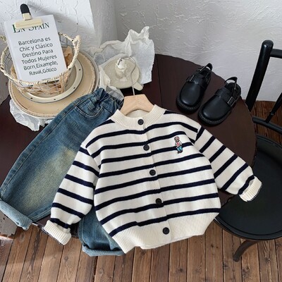 2024 őszi lányok fiúk alkalmi puha kötött pulóverek gyerekeknek medve kardigán három színben