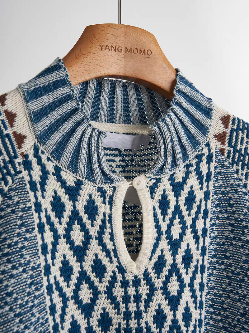 Toamnă și iarnă Parfum mic contrastat cu decupaje guler în picioare Pulover scurt Pulover Top Pulover tricotat albastru și alb Femei