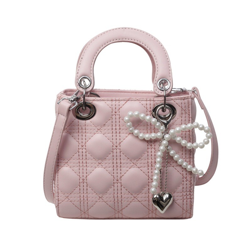 Csúcskategóriás internetes híresség kézitáska Női táska 2024 új stílusú gyémánt kis négyzet alakú táska univerzális válltáska