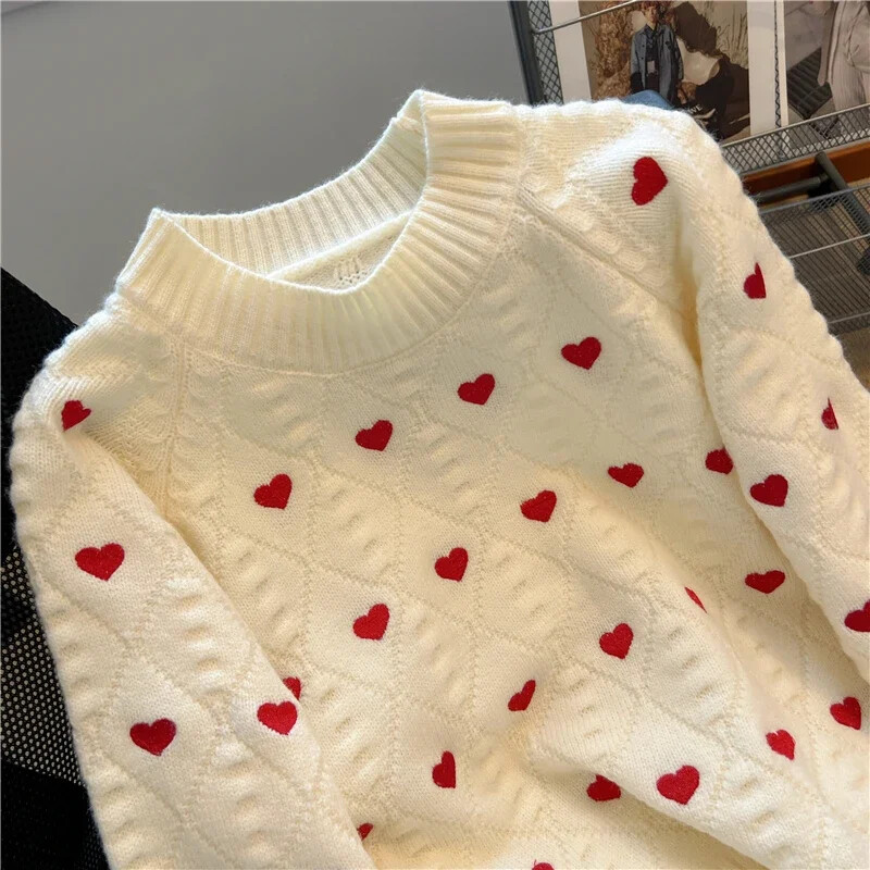 Új, 2024-es őszi, téli női, szüreti, szerelmi hímzésű fehér pulóver felsők All-Match kötött pulóver O-nyakú fekete kötőing