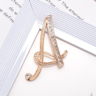 Új strasszos kristály AZ betűs kezdő melltű női arany színű angol elegancia ábécé címke hölgy ékszer ajándék