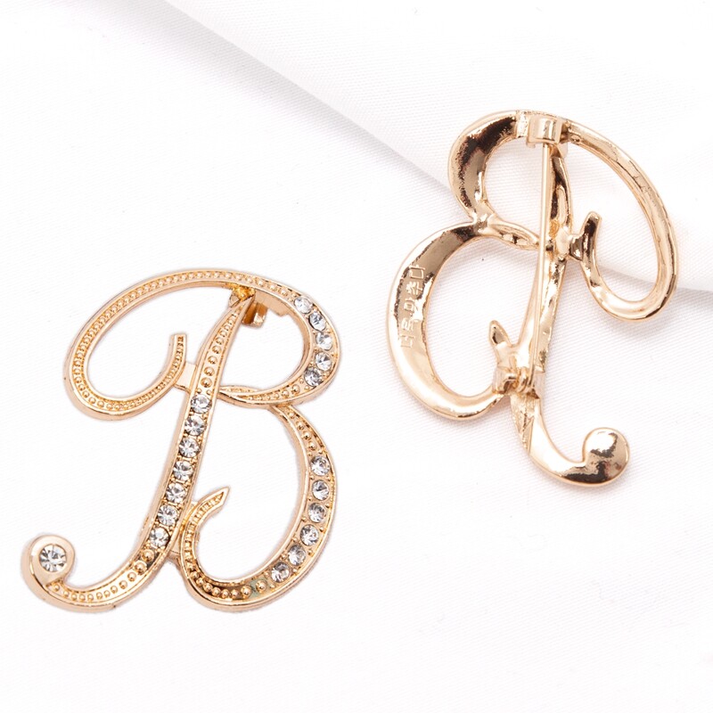 Új strasszos kristály AZ betűs kezdő melltű női arany színű angol elegancia ábécé címke hölgy ékszer ajándék