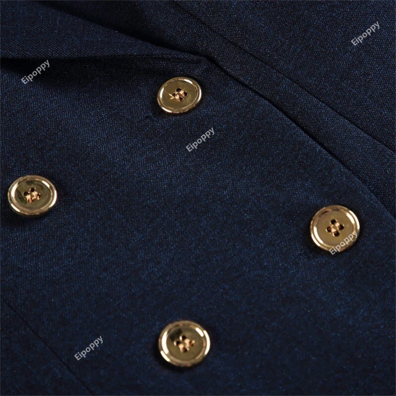 Costum cu pantaloni pentru damă, gri, bleumarin, cu mânecă lungă, blazer și pantaloni.