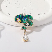 Rhinestone Waterdrop Tassel Green Lotus Flower Καρφίτσες για Γυναικείες Κομψές καρφίτσες κοστουμιού με φύλλα Lotus Φυτό σήμα Μόδα κοσμήματα