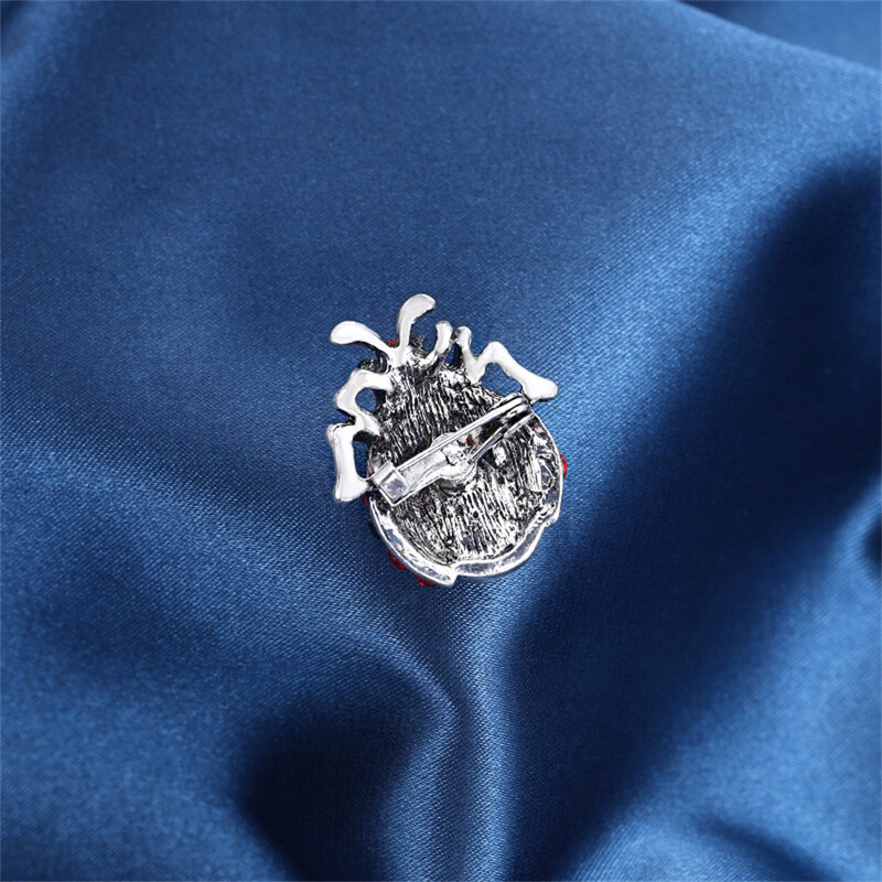 2024 Νέες καρφίτσες Rhinestone Red Beetle για γυναίκες Μόδα κοσμήματα Casual office Party καρφίτσες καρφίτσες Δώρα γενεθλίων