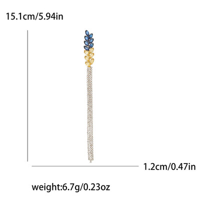 Μοντέρνες καρφίτσες αυτιών με στρας για γυναίκες