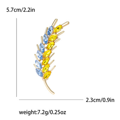 Μοντέρνες καρφίτσες αυτιών με στρας για γυναίκες