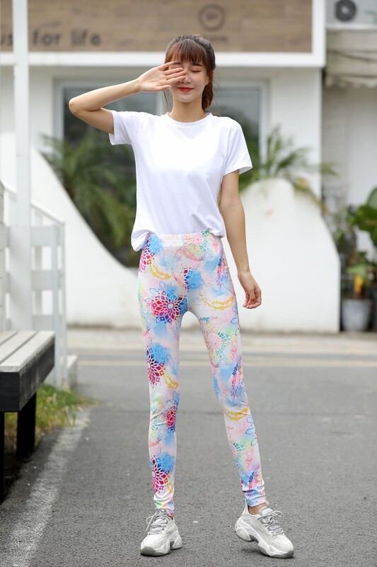 Tavaszi és nyári tejselyem Leggings vékony szabadtéri sport rugalmas vékony nadrág virágmintás Yoga Fitness női leggings