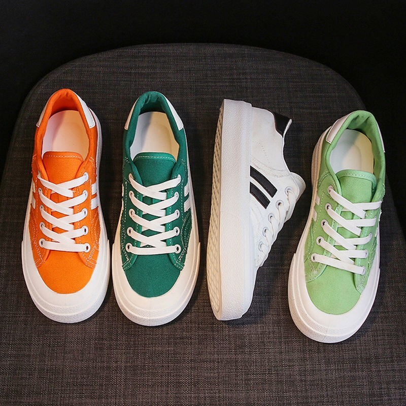 Új klasszikus női tornacipők, fűzős lapos sétacipők női Canvas platform cipők Alkalmi vulkanizált cipők Chaussure Femme