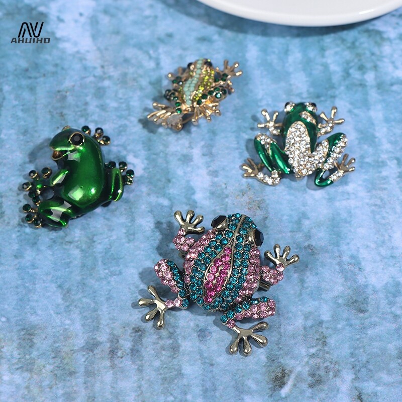 Πράσινο Rhinestone Frog Καρφίτσα Γυναικεία Lovely Metal Frog Party Καρφίτσες Animal Καρφίτσες για Γυναικεία φόρεμα Αξεσουάρ παλτό
