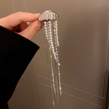 XIALUOKE 1 бр. Vintage Hyperbole Crystal Pearl Jellyfish Брошка за жени Личност Дълги пискюли Яка Брошки Аксесоари