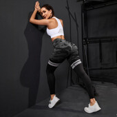 Csíkos Camo Leggings Női Varrat nélküli Kötött Harisnyanadrág Magas derekú Csípő Emelő Szabadtéri Futás Kerékpáros Divat Vékony jóga Fitness nadrágok