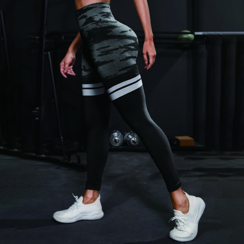 Csíkos Camo Leggings Női Varrat nélküli Kötött Harisnyanadrág Magas derekú Csípő Emelő Szabadtéri Futás Kerékpáros Divat Vékony jóga Fitness nadrágok