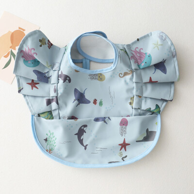 INS Nordic Style Baba előke Vízálló rövid ujjú zsebetetővel Vízálló előke Könnyen tisztítható Aranyos elefánt előke puha PU