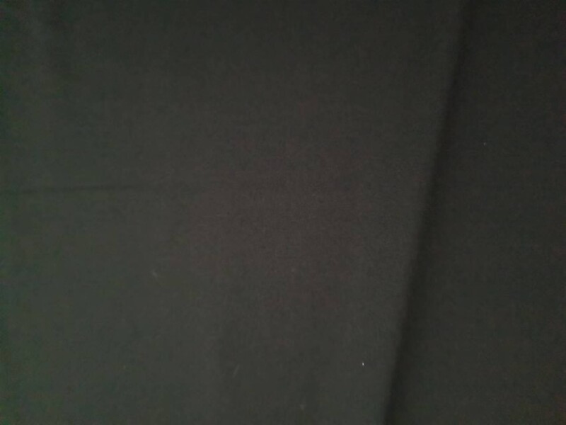 lielizmēra Yoga Futuristic Plus telefona kabatas augšdaļa sporta legingi