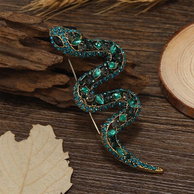 Vintage sulamist teemantidega inkrusteeritud Ussikujuline pross, õõnestatud Viper Python Embleem Meeste ja naiste rõivamanused