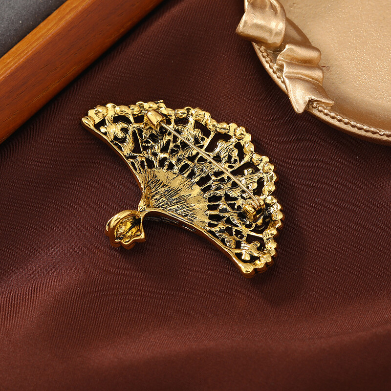 Női Férfi Vintage Klasszikus Legyező Fém melltűk Tűk Divat Uniszex Retro Kristály Ősi arany színű Kabát Ruházat Jelvények Ékszerek