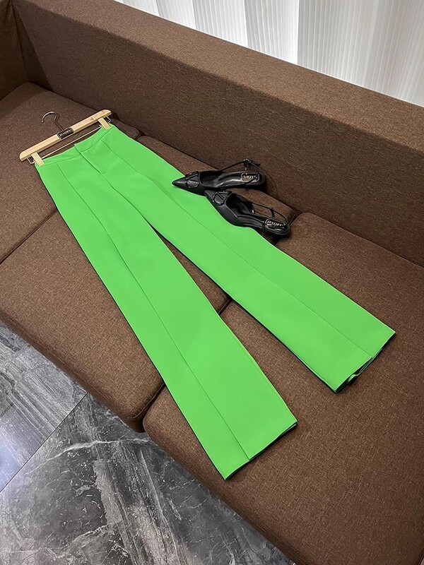 Kevadine Euroopa stiilis daami pidulik tööriietus 2 tk. Ühe nööbiga paeltega Deep-V bleiser laia säärega püksid, soliidne ülikond