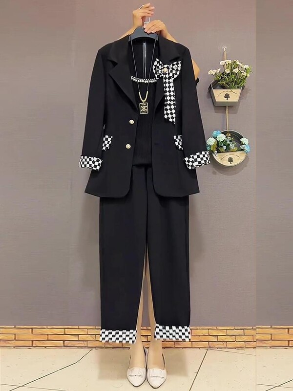 Μεγάλο μέγεθος 6XL γυναικείο κοστούμι καρό μπλέιζερ παλτό γιλέκο μπλούζα και παντελόνι σετ τριών τεμαχίων ασορτί στολή γραφείου Γυναικεία ρούχα εργασίας