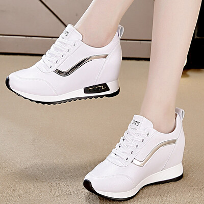Wedge Platform Sneakers 2023 Fashion Plus Size Casual Sport trainers Γυναικεία δερμάτινα PU με κορδόνια αναπνεύσιμα γυναικεία βουλκανισμένα παπούτσια