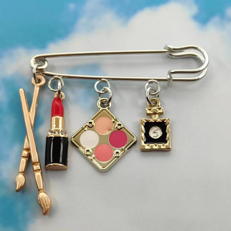Broșă metal smalț cosmetice fard de ochi ruj parfum breloc machiaj pix pin femei DIY cadou bijuterii lucrate manual