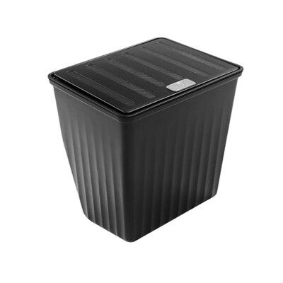 Tesla Model Y szemeteskukához, hátsó üléshez, hátsó üléshez, az ülés alatti tárolódobozhoz.