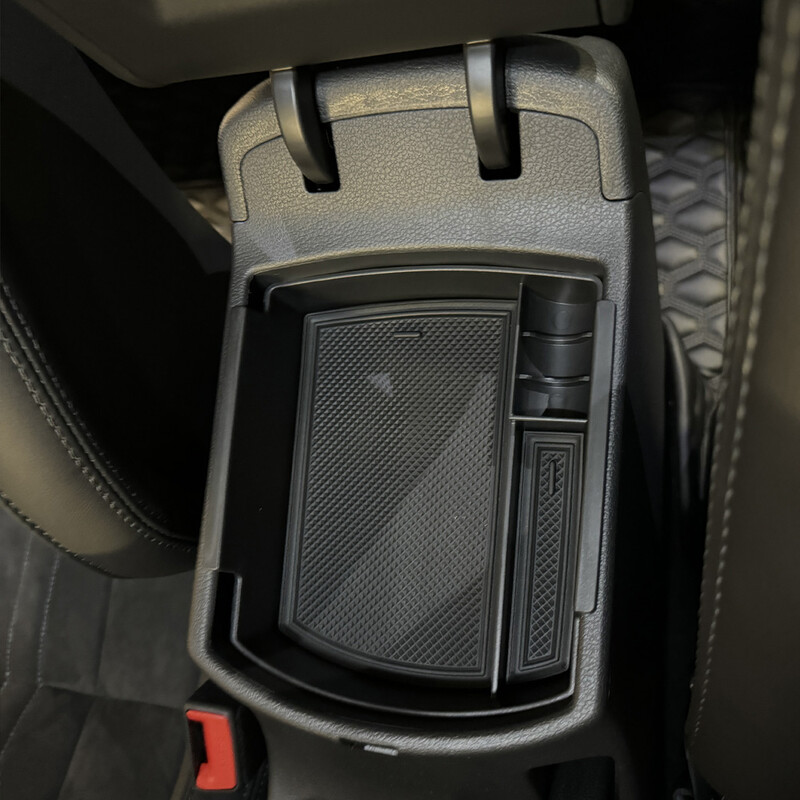 Autokonsooli käetoe hoiukarbi hoidiku hoidiku alus, keskne kaardi müntide hoiustamine Hyundai i30 N 2020-2022 LHD RHD jaoks