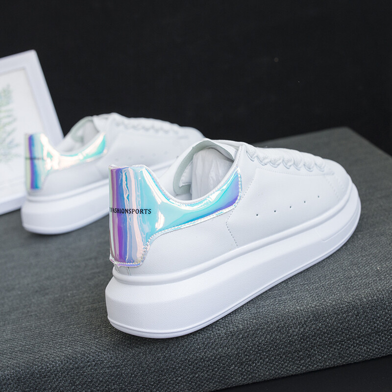 Pantofi albi literari șic Modele de cuplu McQueen 2022 Noua versiune coreeană Pantofi de cuplu de bază Multicolori Disponibili tot anul