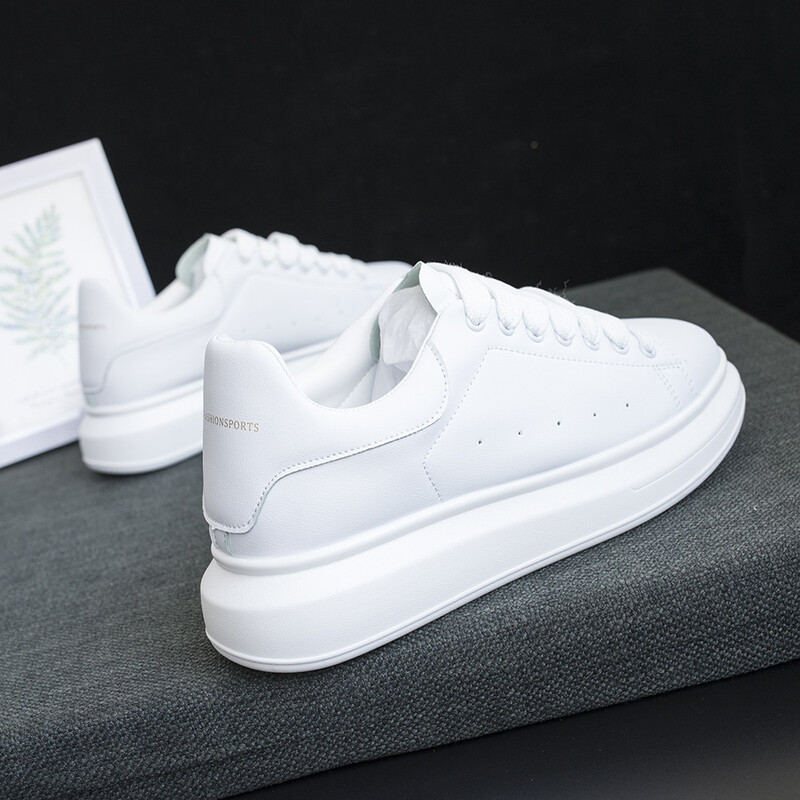 Pantofi albi literari șic Modele de cuplu McQueen 2022 Noua versiune coreeană Pantofi de cuplu de bază Multicolori Disponibili tot anul